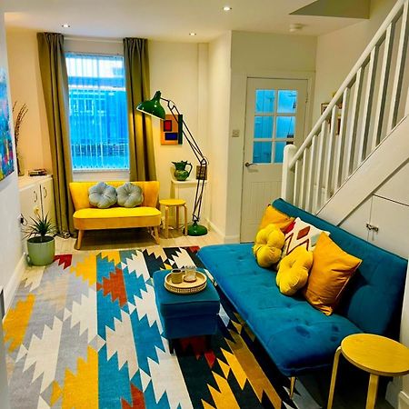 Stay-K-Belfast Cosy Entire House 10 Mins From City Centre Экстерьер фото